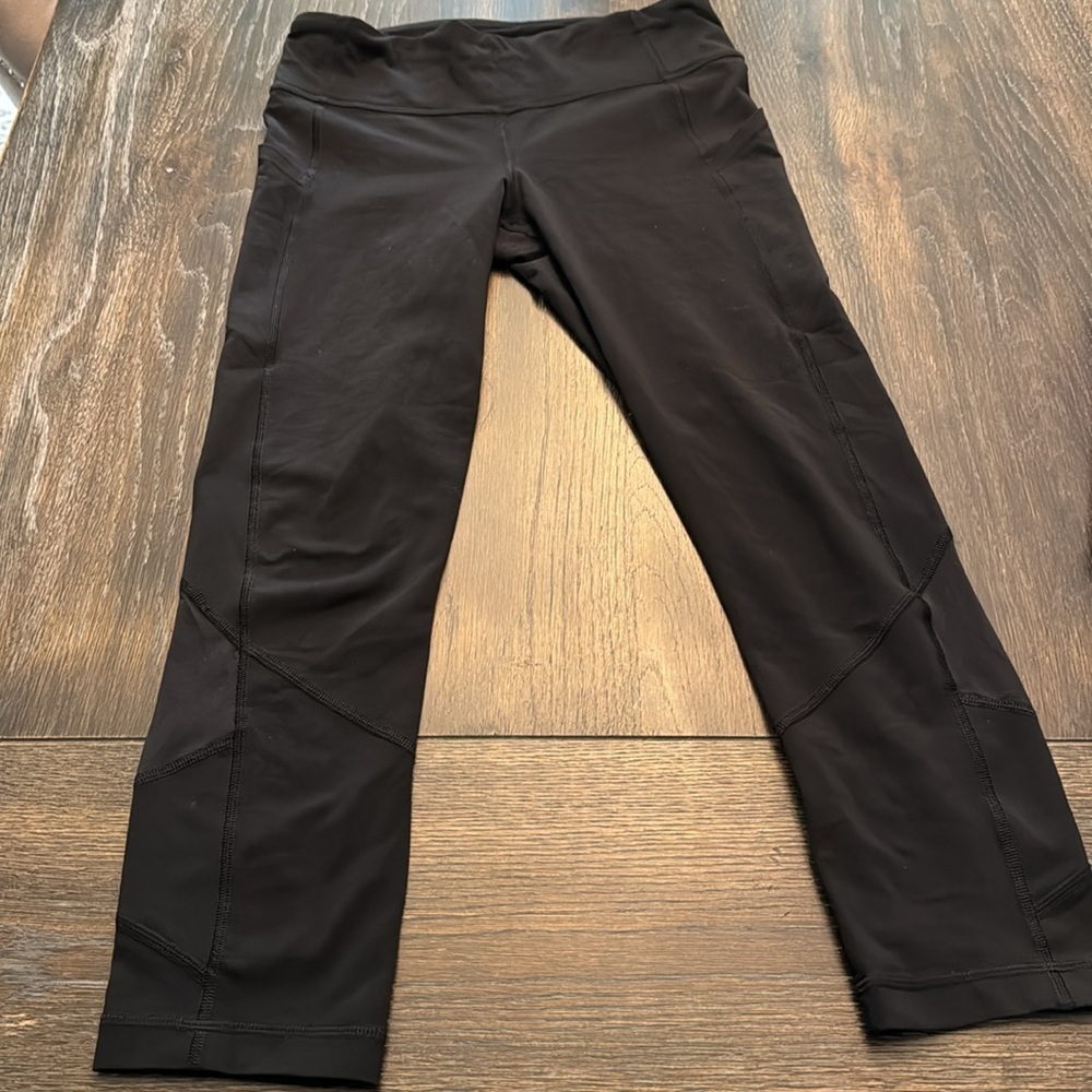 LULULEMON PACE RIVAL CROP LEGGINGS 22” WITH POCKETS - Picture 3 of 8